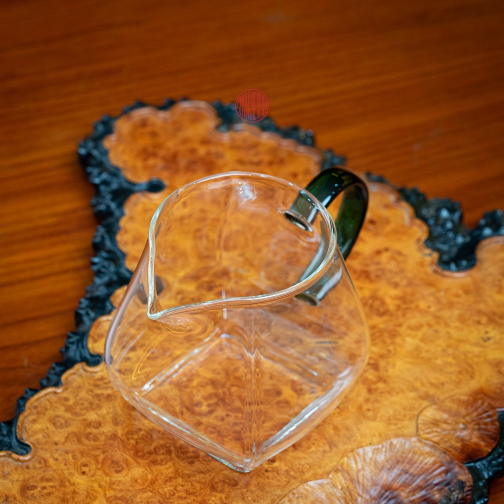 TỐNG THỦY TINH VUÔNG QUAI XANH 360ML