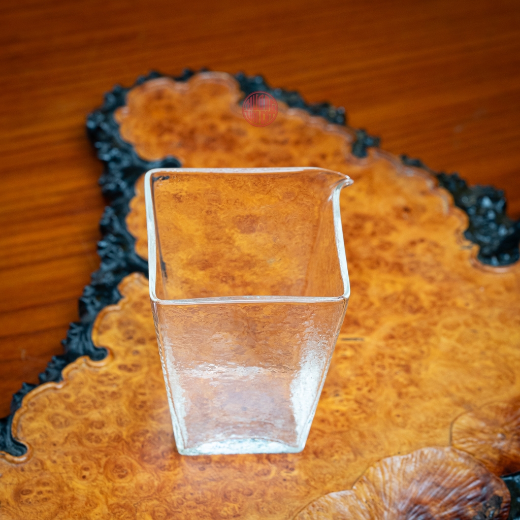 TỐNG THỦY TINH MỜ VUÔNG 220ML