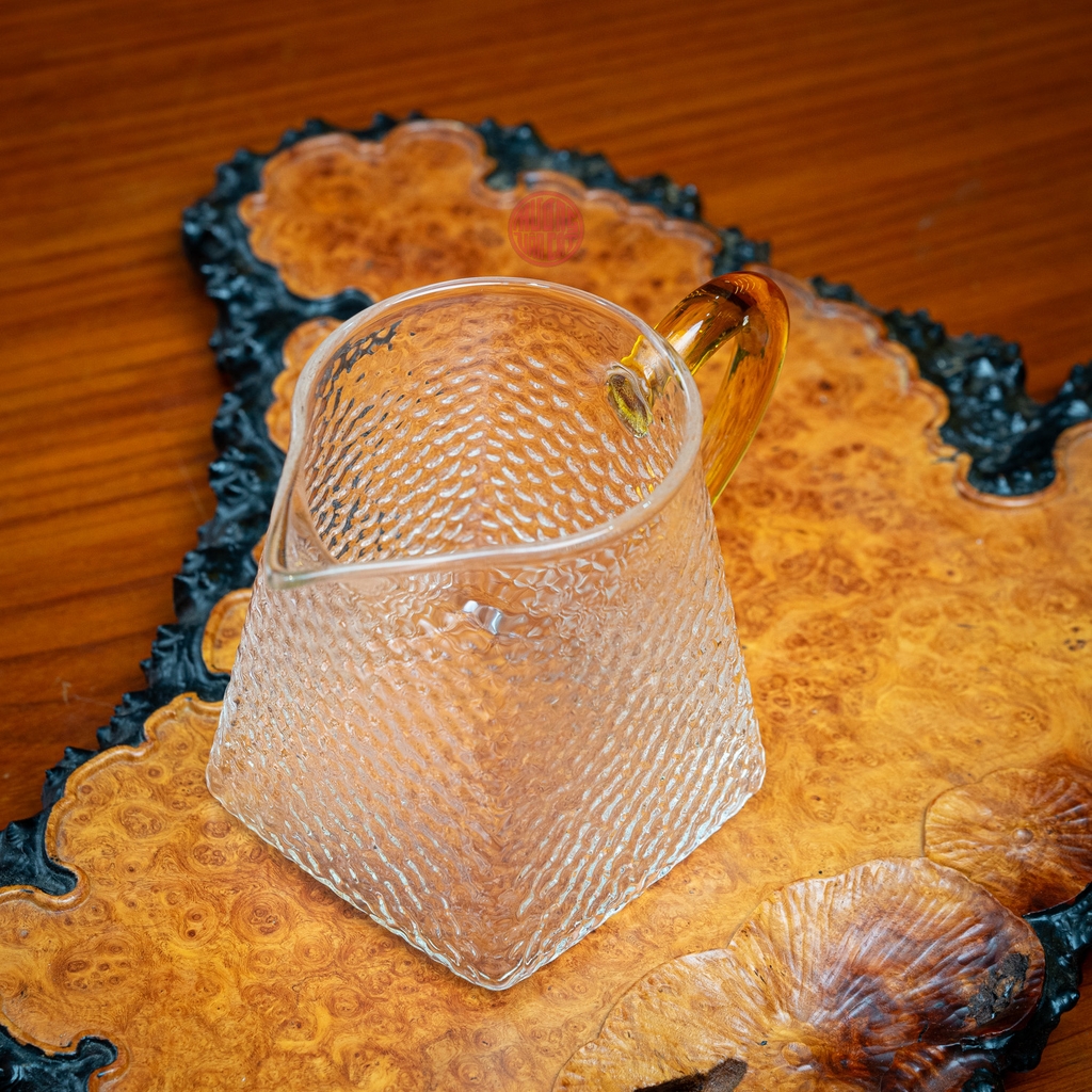 TỐNG THỦY TINH MỜ VUÔNG QUAI VÀNG 360ML