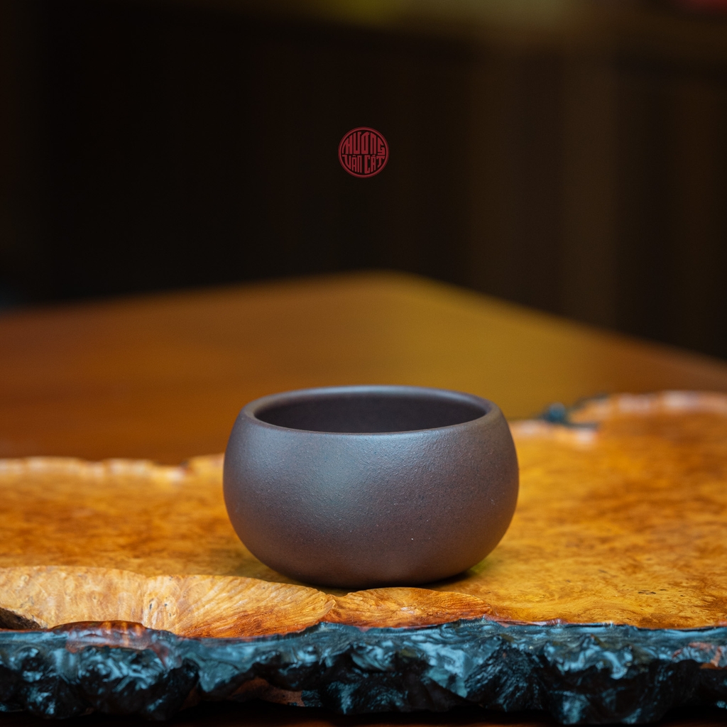 CHÉN TRÀ TỬ SA HẮC NÊ CAO CẤP 50ML