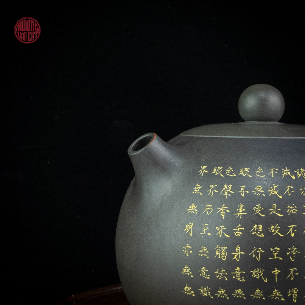 Ấm trà nê hưng dáng tây thi khắc bát nhã kinh