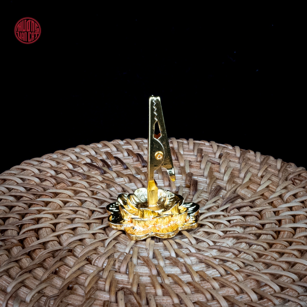 Kẹp nhang trầm vân mây