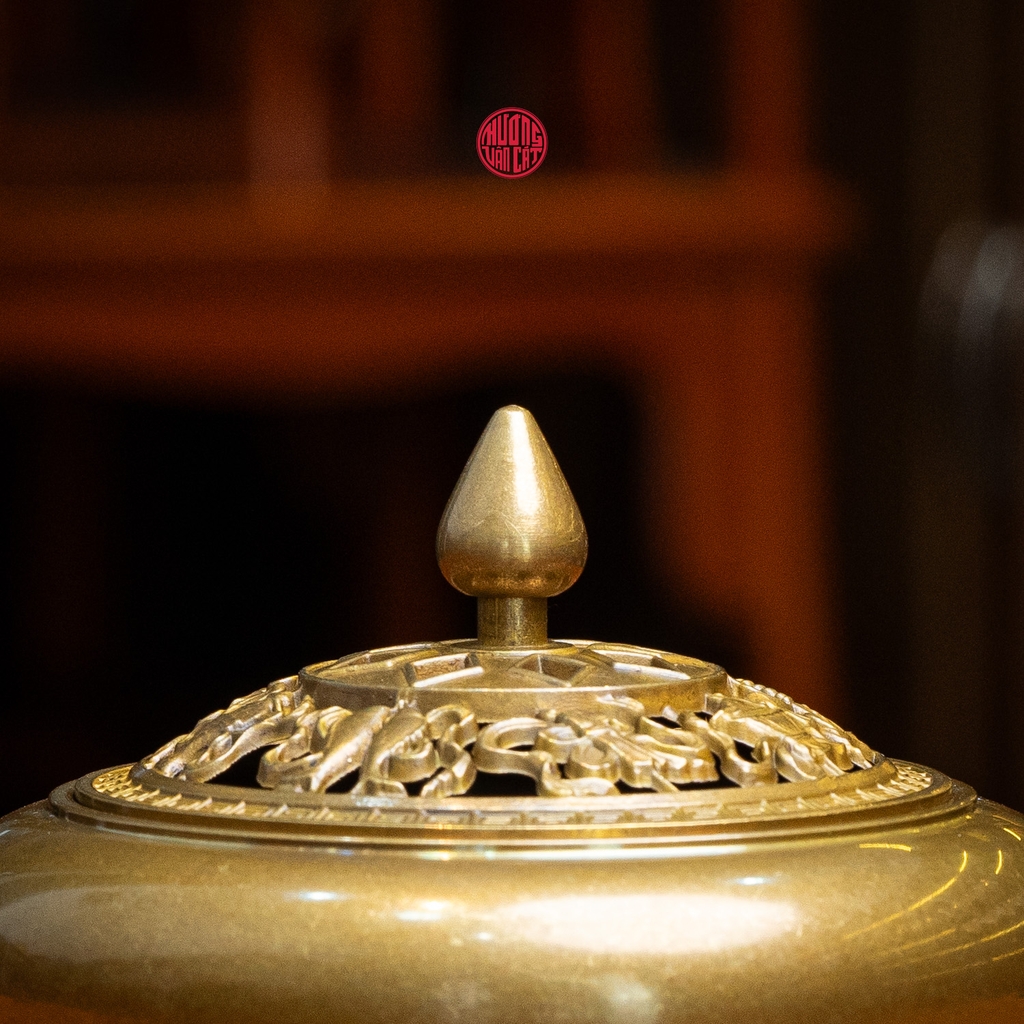 LƯ ĐỒNG CAO CẤP BÁT BẢO VÀNG