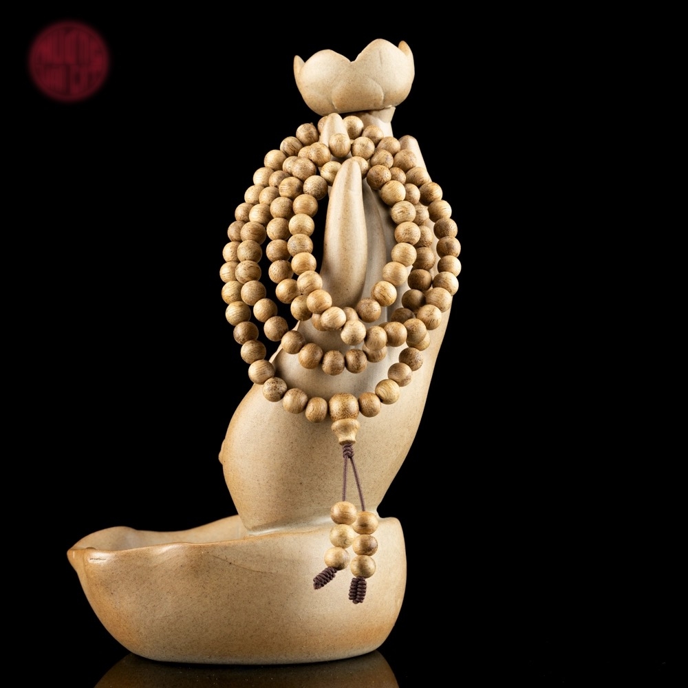 Vòng tay Trầm hương 108 hạt 6 li banh