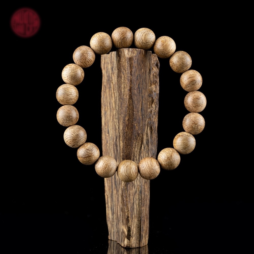 Vòng tay Trầm Hương tròn tốc già 10 li