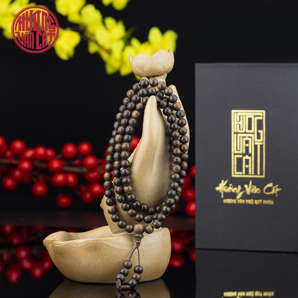 Vòng Trầm Hương 108 hạt Rục Chìm Malay 6 li Hiếm