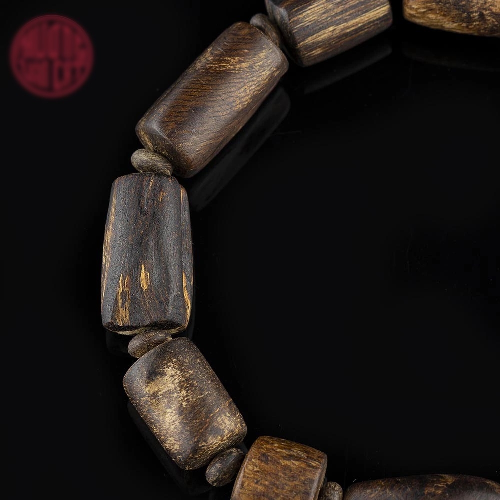 Vòng tay trầm hương chìm cao cấp dạng hạt tự nhiên ( 13,7 gr )