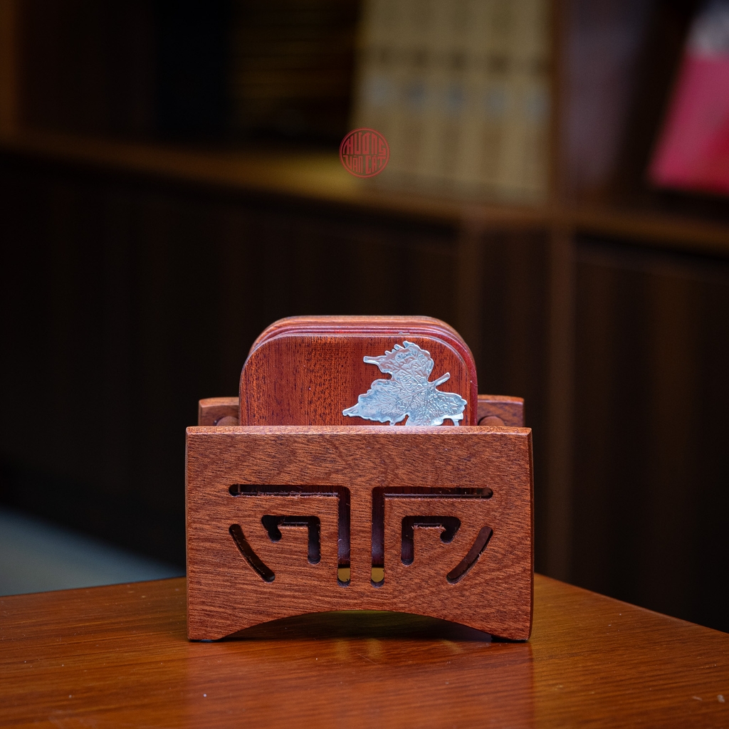 LÓT CHÉN GỖ HƯƠNG VUÔNG ĐÍNH LÁ INOX