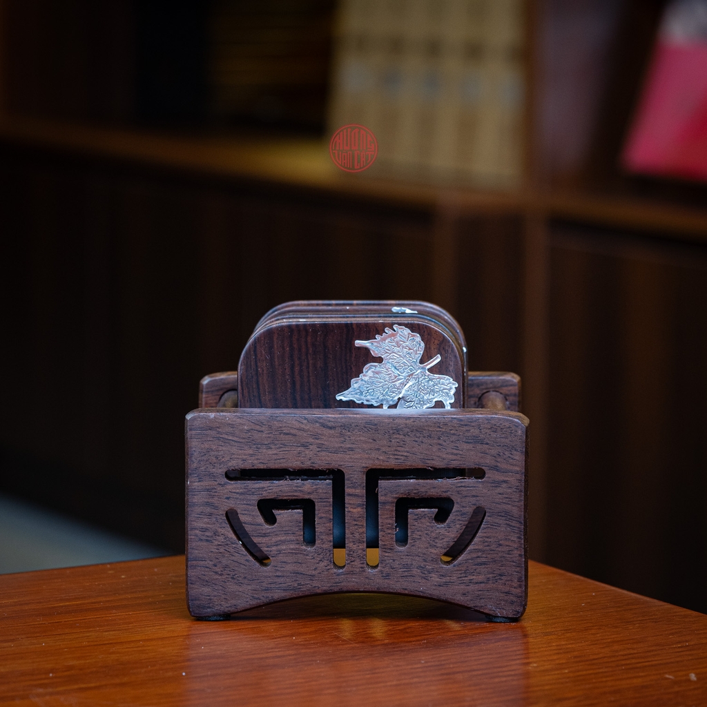 LÓT CHÉN VUÔNG GỖ GỤ ĐÍNH LÁ INOX