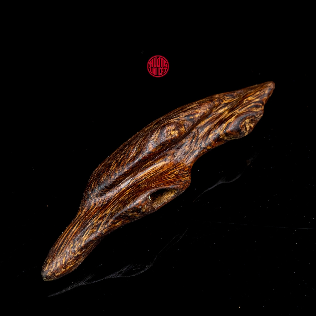 MẶT DÂY CHUYỀN TRẦM HƯƠNG CẬN CHÌM DÁNG TỰ NHIÊN (4G)