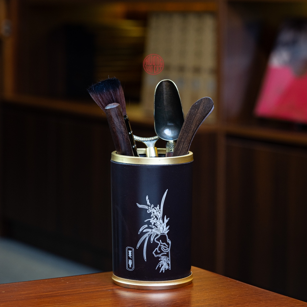 BỘ TRÀ CỤ NHIỀU MÓN HÌNH TRỤ KHẮC HOA LAN