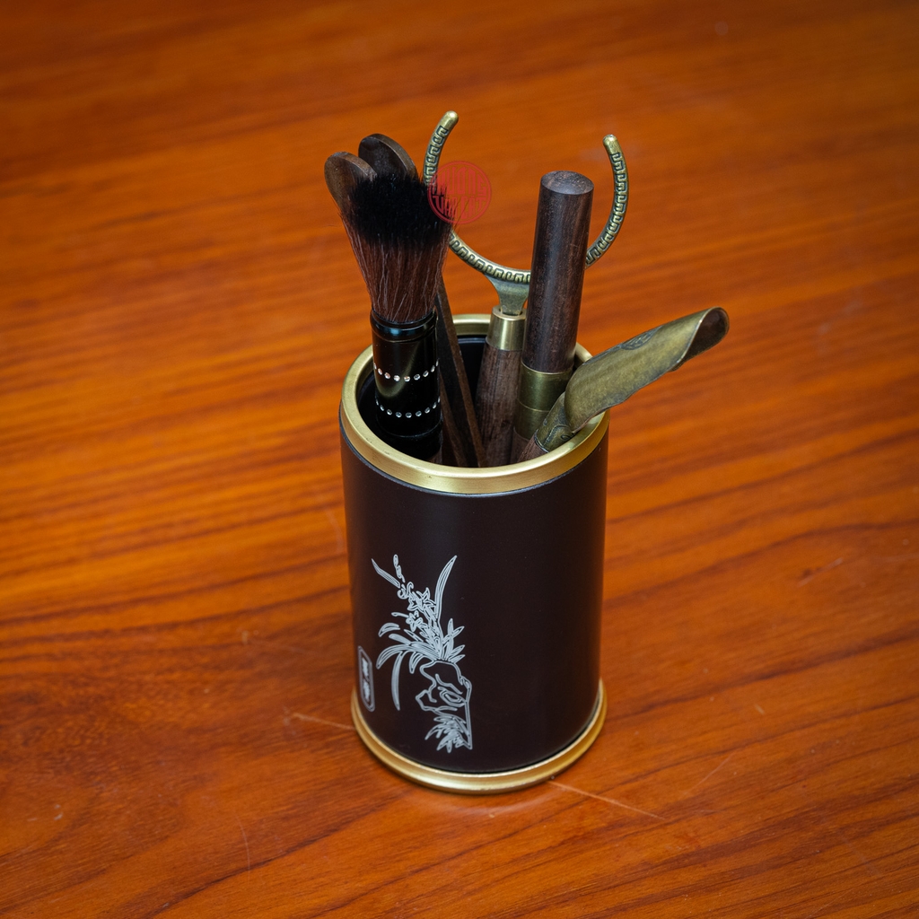 BỘ TRÀ CỤ NHIỀU MÓN HÌNH TRỤ KHẮC HOA LAN