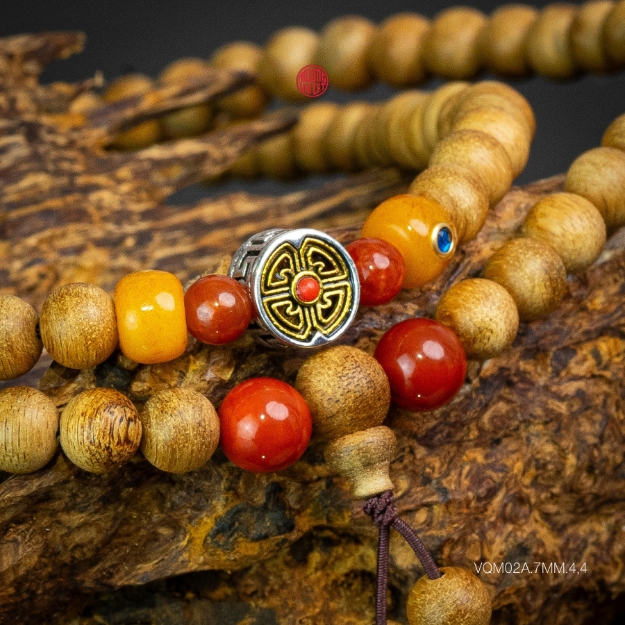 Chuỗi trầm hương 108 hạt 7 li banh mix đá Tây Tạng