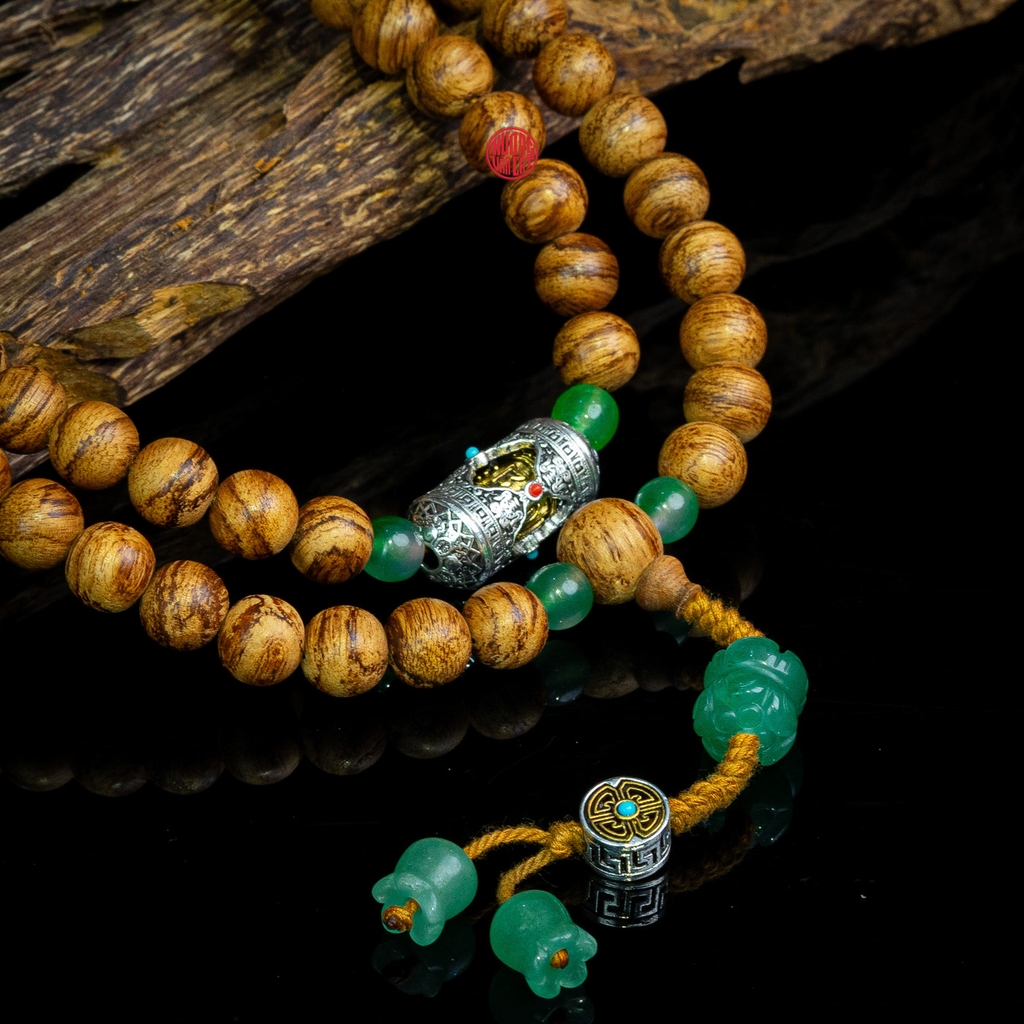 Chuỗi trầm hương 108 hạt niệm Phật 108 hạt 10 li mix Bạc và Ngọc