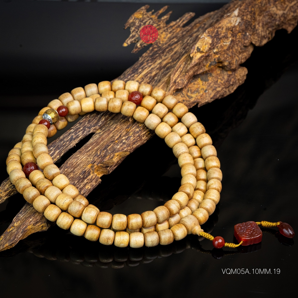 Chuỗi trầm hương Niệm Phật 108 hạt 10 li banh mix đá đỏ