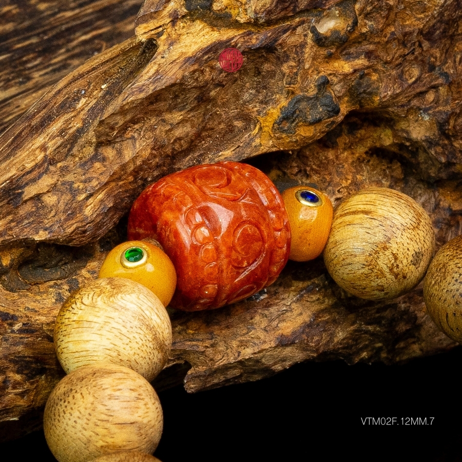 Vòng trầm hương banh già tròn 12 li mix đá đỏ