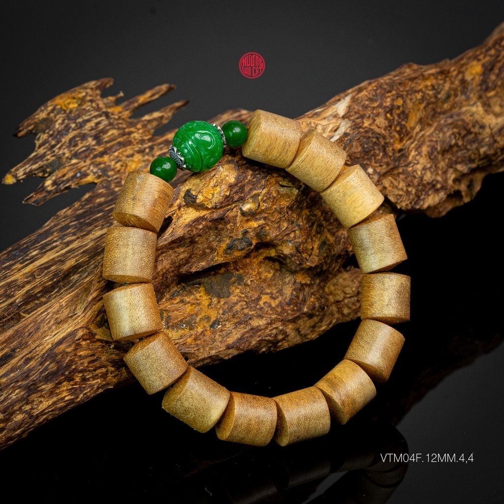 Vòng trầm hương trúc 12 li mix đá xanh