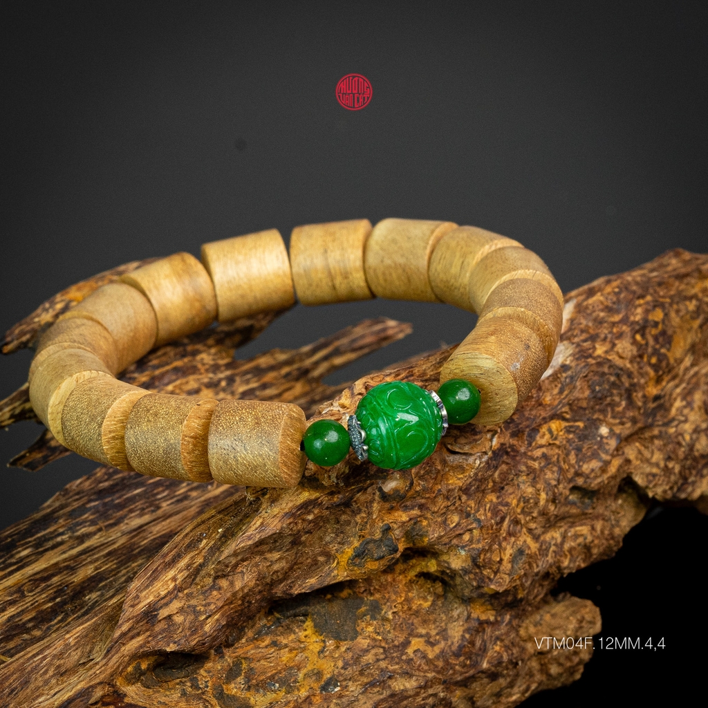 Vòng trầm hương trúc 12 li mix đá xanh