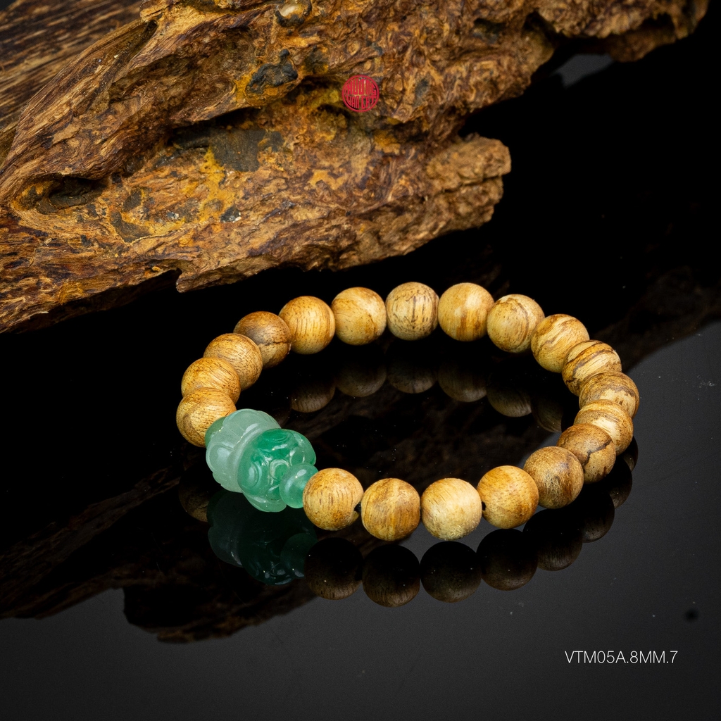 Vòng trầm hương tròn banh bông 8 li mix ngọc đài sen xanh