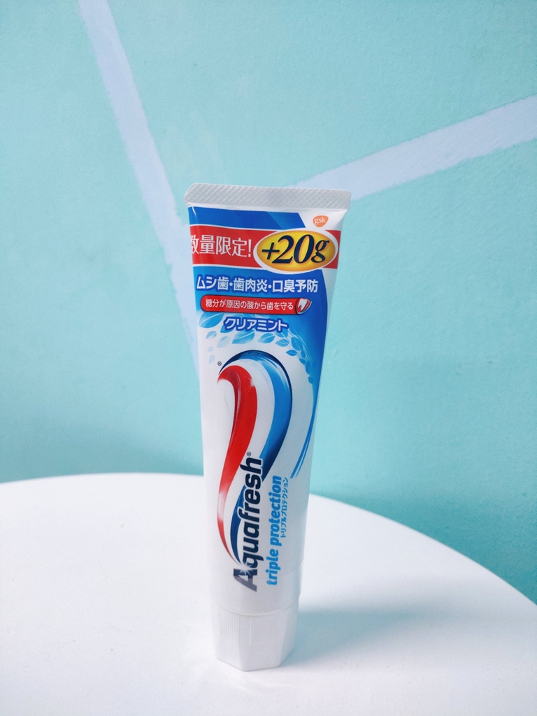 BC957-Kem đánh răng Aquafresh Nhật Bản 140g xanh dương
