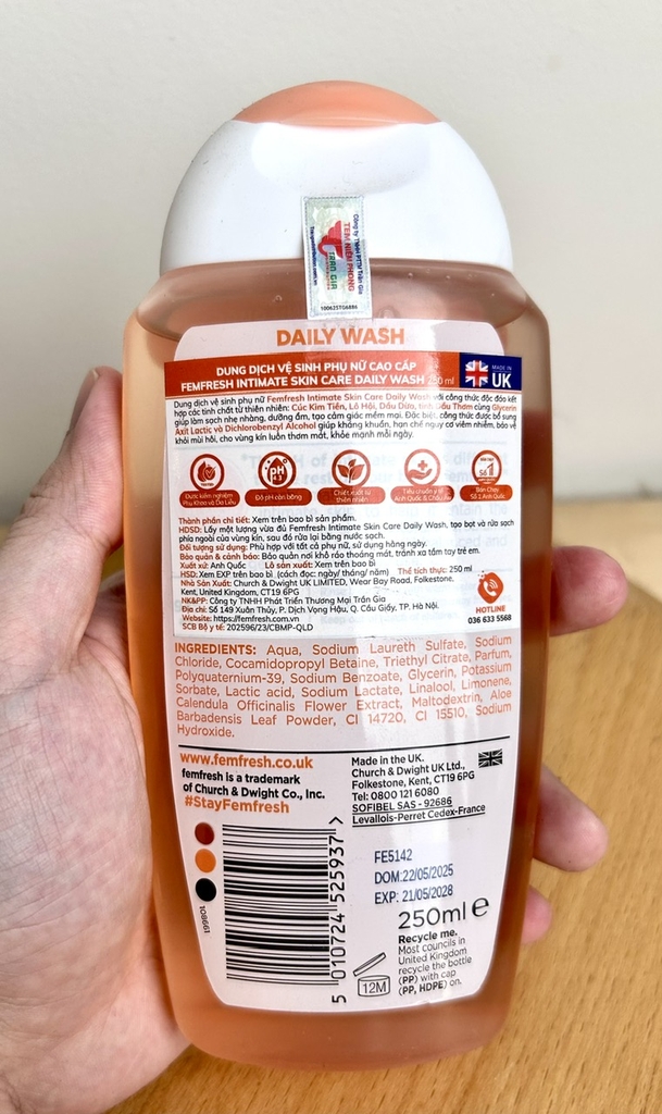 FemFresh Intimate Skin Care Soothing Wash 250ml