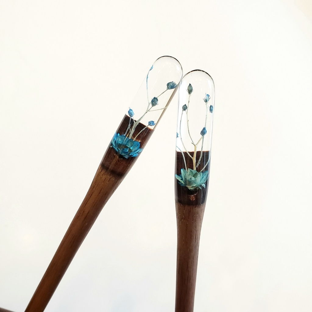 TRÂM CÀI TÓC GỖ-RESIN & SNOWY - BABYGROOM