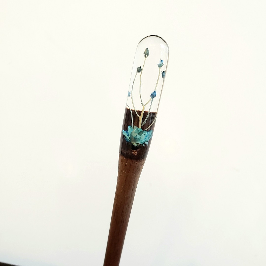 TRÂM CÀI TÓC GỖ-RESIN & SNOWY - BABYGROOM