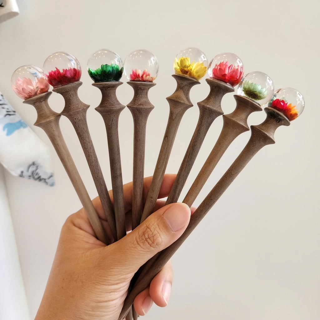 TRÂM CÀI TÓC GỖ-RESIN CẦU 25MM - SNOWY