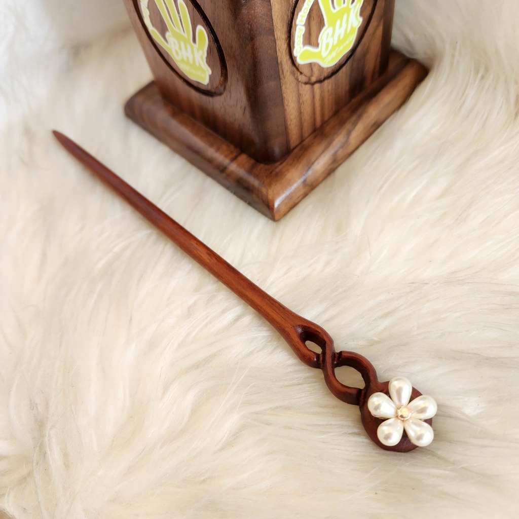 TRÂM CÀI TÓC GỖ - HOA CÚC 2