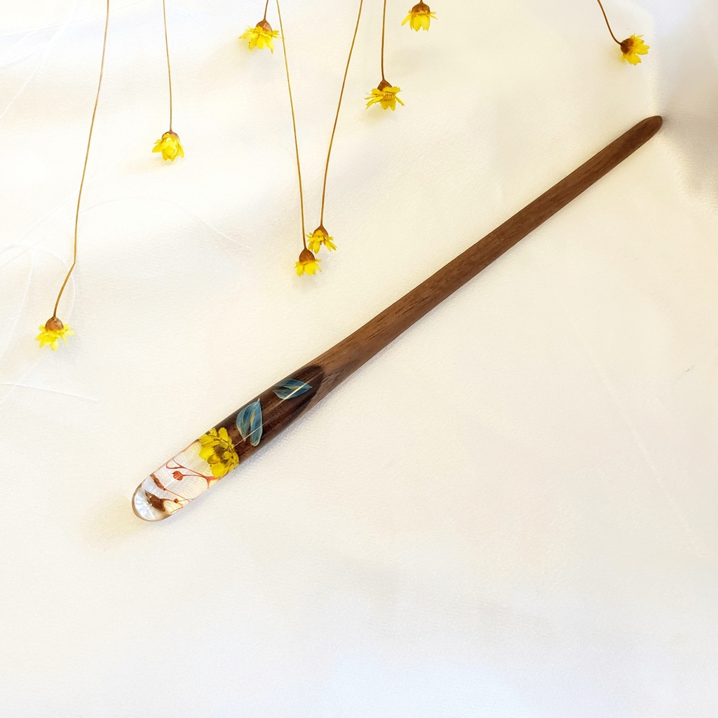 Trâm cài tóc gỗ- resin- hoa khô 92