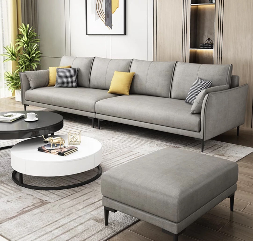 Ghế Sofa Hiện Đại: Một chiếc ghế sofa nổi bật với thiết kế hiện đại sẽ tạo ra một không gian sống vô cùng độc đáo và ấn tượng cho gia đình bạn. Với bề mặt tinh tế và chất liệu đẹp mắt, chiếc ghế sofa này sẽ là điểm nhấn cho phòng khách của bạn và đem lại cảm giác thoải mái và tiện nghi cho người sử dụng.
