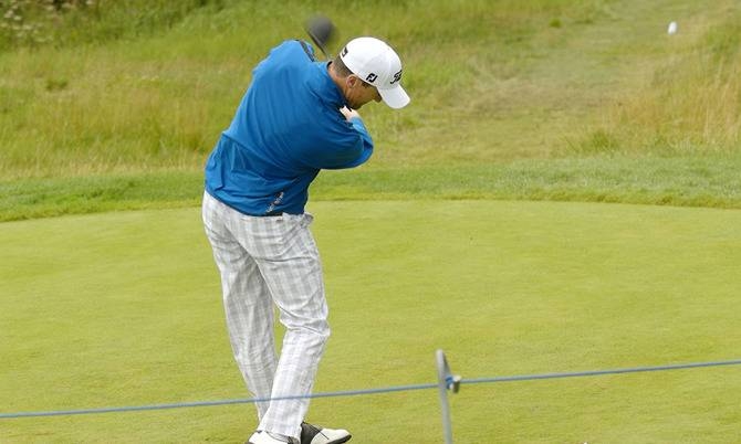 Tôi nên sử dụng gậy golf nào?