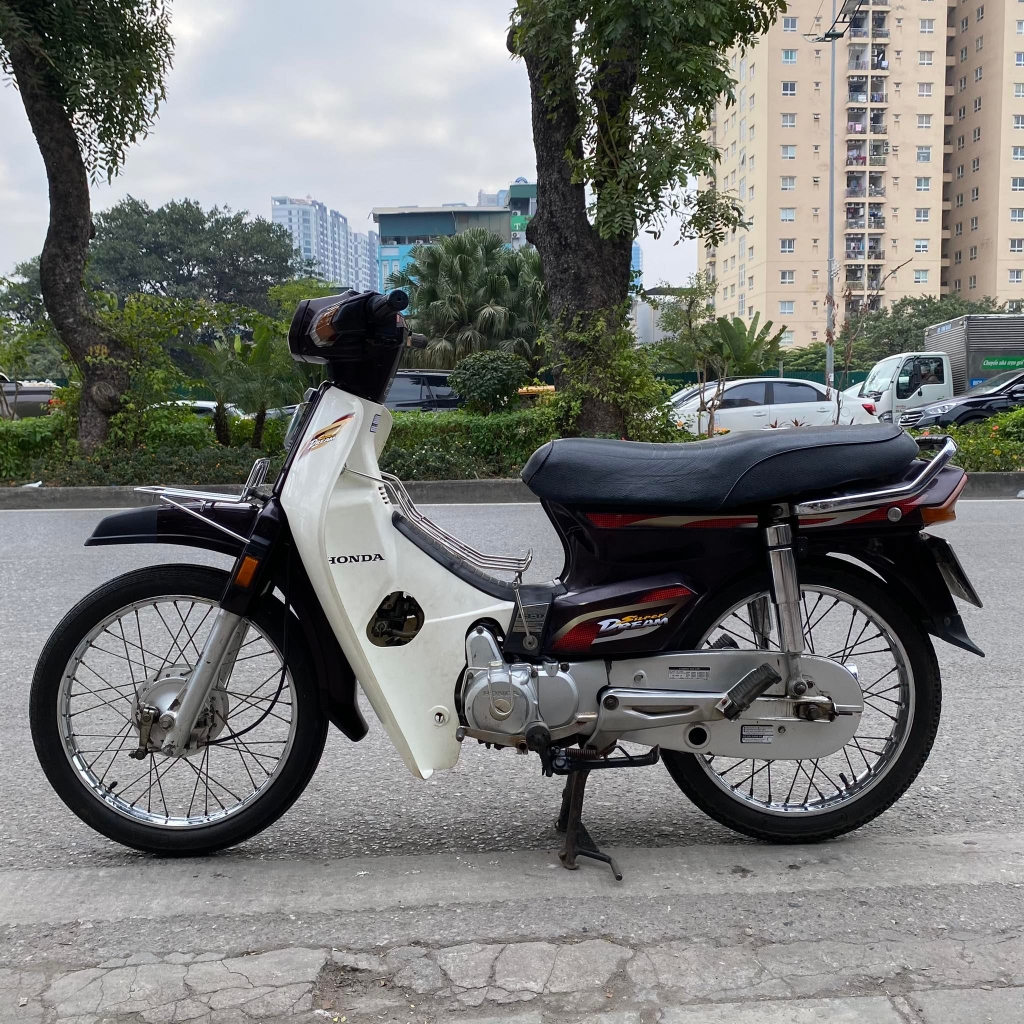 Xe máy HONDA Dream Việt Nam 100cc 2010