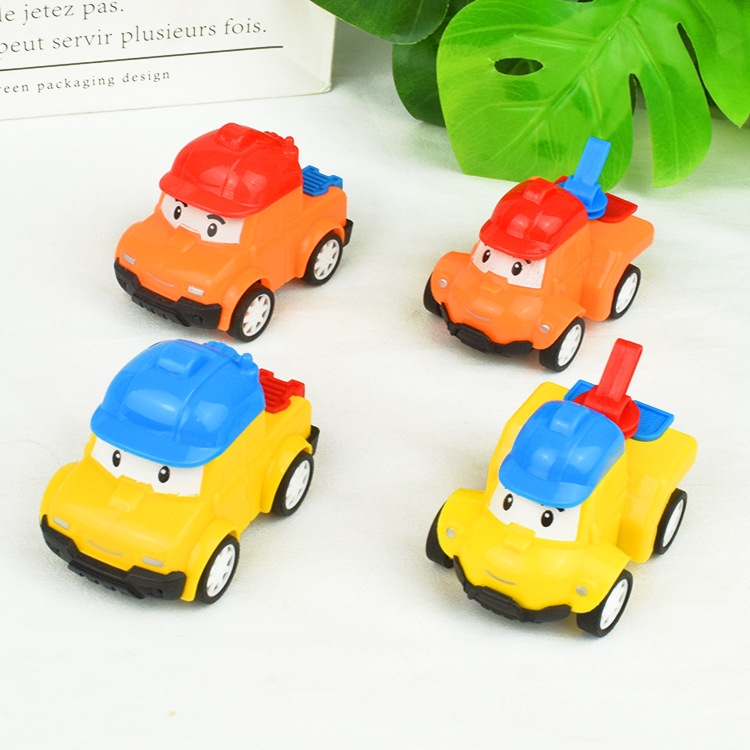 Bộ 4 ô tô đội mũ