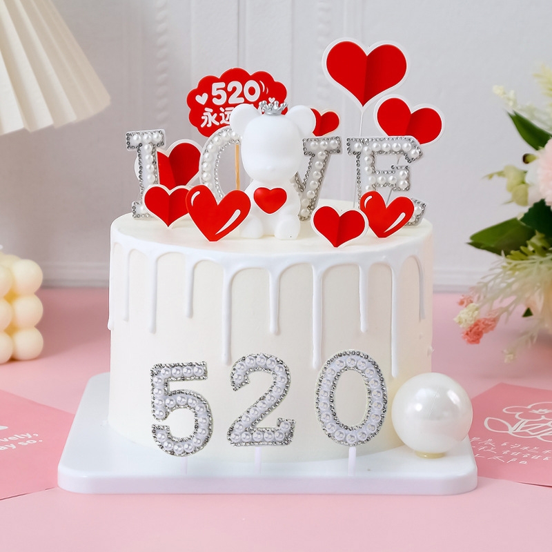 Gấu bearbrick - Trắng