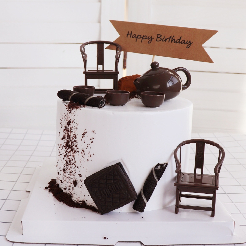 Bộ ấm trà và bàn ghế