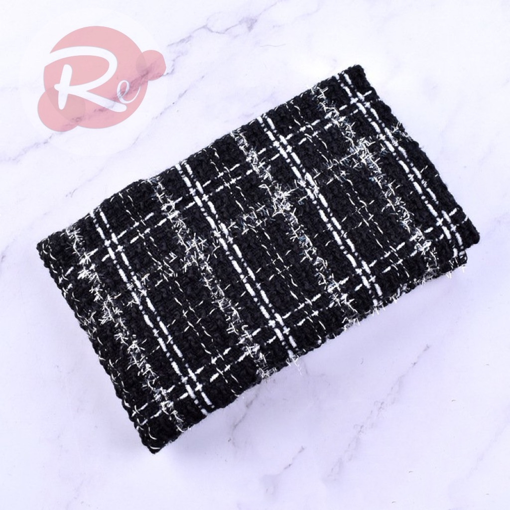 Cuộn thành bánh vải dạ tweed - Đen (30x75cm)