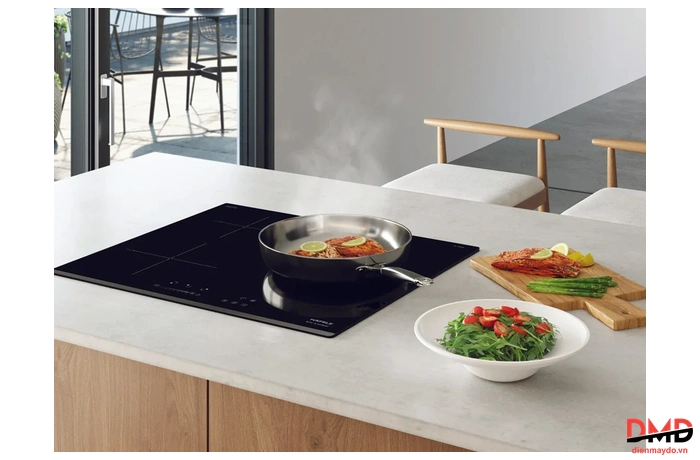 Bếp từ 3 vùng nấu Hafele HC-I6035B