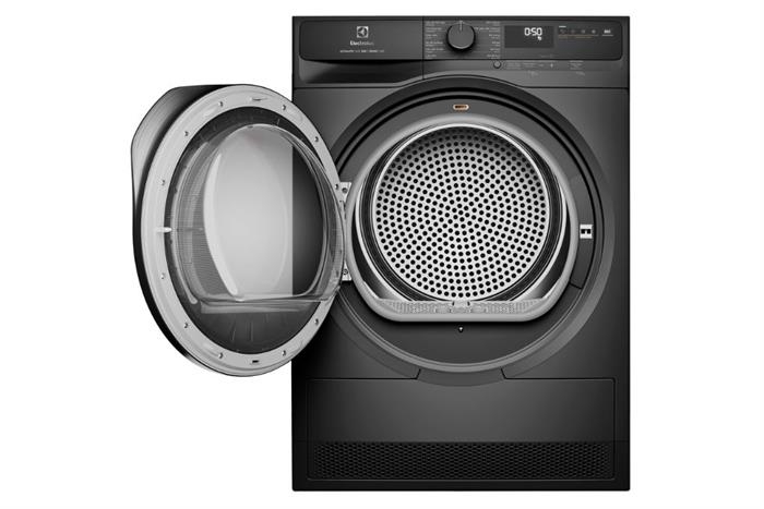 Máy sấy bơm nhiệt Electrolux 8 kg EDH803J5SC