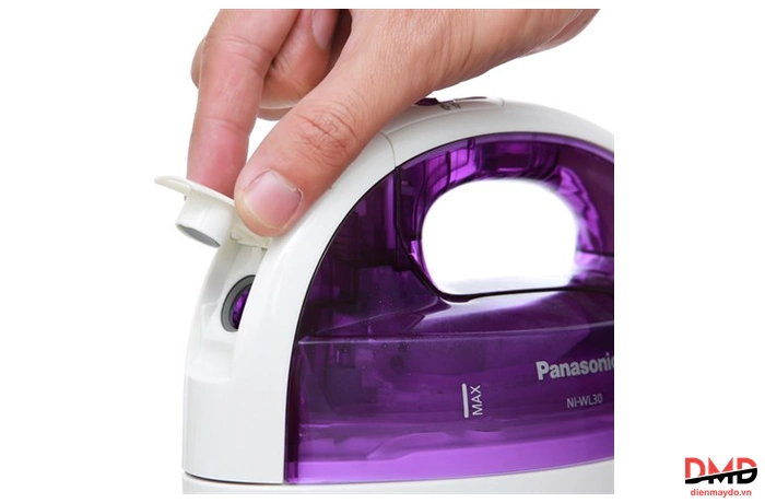 Bàn là hơi nước không dây Panasonic NI-WL30VRA