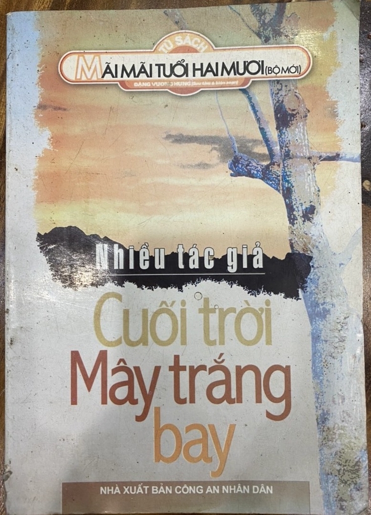 Cuối Trời Mây Trắng Bay