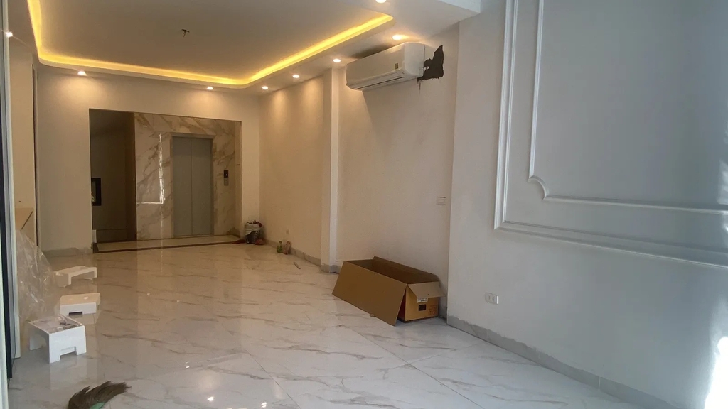 Tuyệt Phẩm Long Biên Nhà 7 Tầng Nguyễn Văn Hưởng Duplex View Đẹp - Sổ Đỏ Chính Chủ