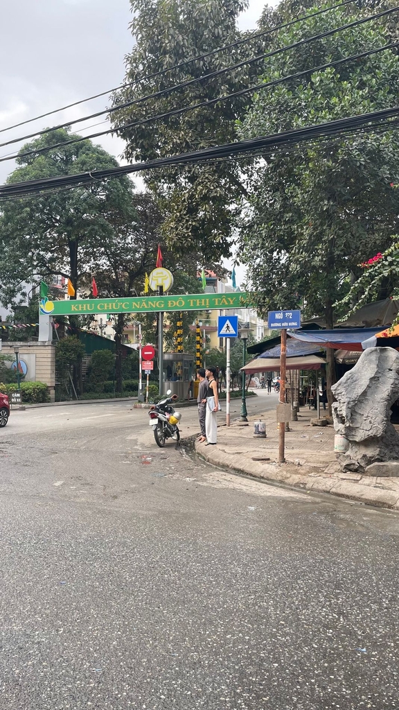 NHÀ PHÂN LÔ MỚI 4 TẦNG HỮU HƯNG - 94M² - VỈA HÈ RỘNG, Ô TÔ TRÁNH - CẠNH VINHOMES SMART CITY & AEON MALL - 18.8 TỶ