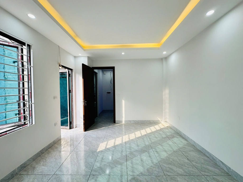 NHÀ PHỐ 5 TẦNG MỚI ĐẸP XUÂN PHƯƠNG - 30M² - KHUNG BÊ TÔNG KIÊN CỐ - THIẾT KẾ 3 NGỦ - 6.5 TỶ