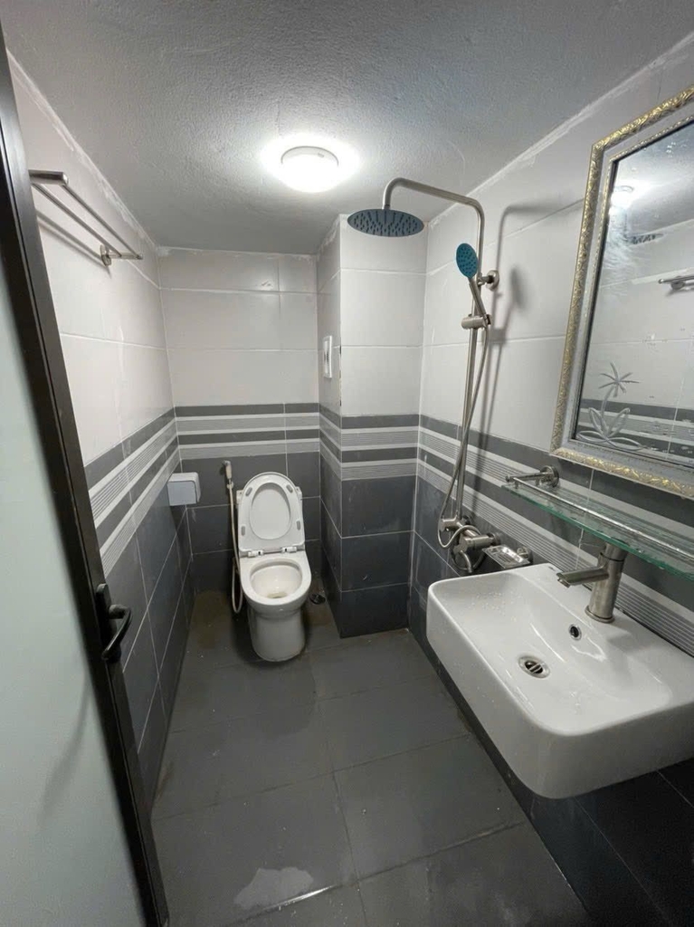 TOÀ NHÀ CHO THUÊ SINH LỜI CAO TẠI TÂN XÃ, THẠCH THẤT - 299M² - 8 TẦNG FULL PHÒNG - DÒNG TIỀN ỔN ĐỊNH 170-180TR/THÁNG - 31 TỶ