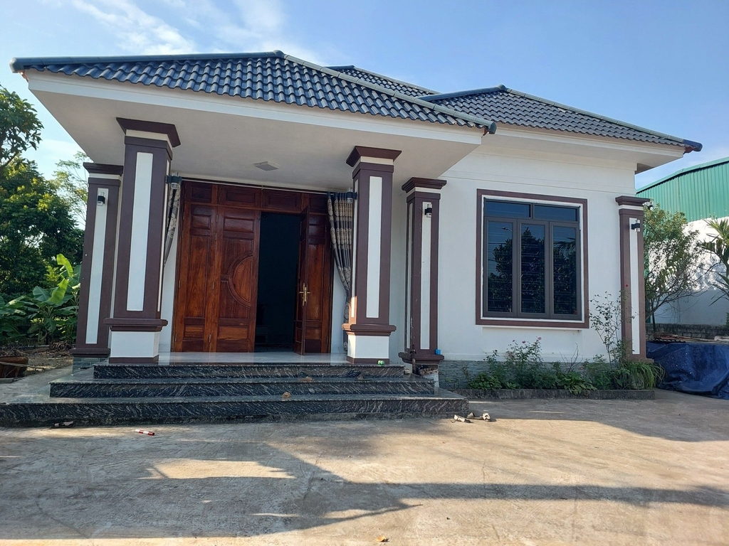 BÁN ĐẤT NGHỈ DƯỠNG 695M² - ĐƯỜNG TRUNG THƯỢNG, BA VÌ - CÁCH AO VUA 2KM - GIÁ 4.2 TỶ