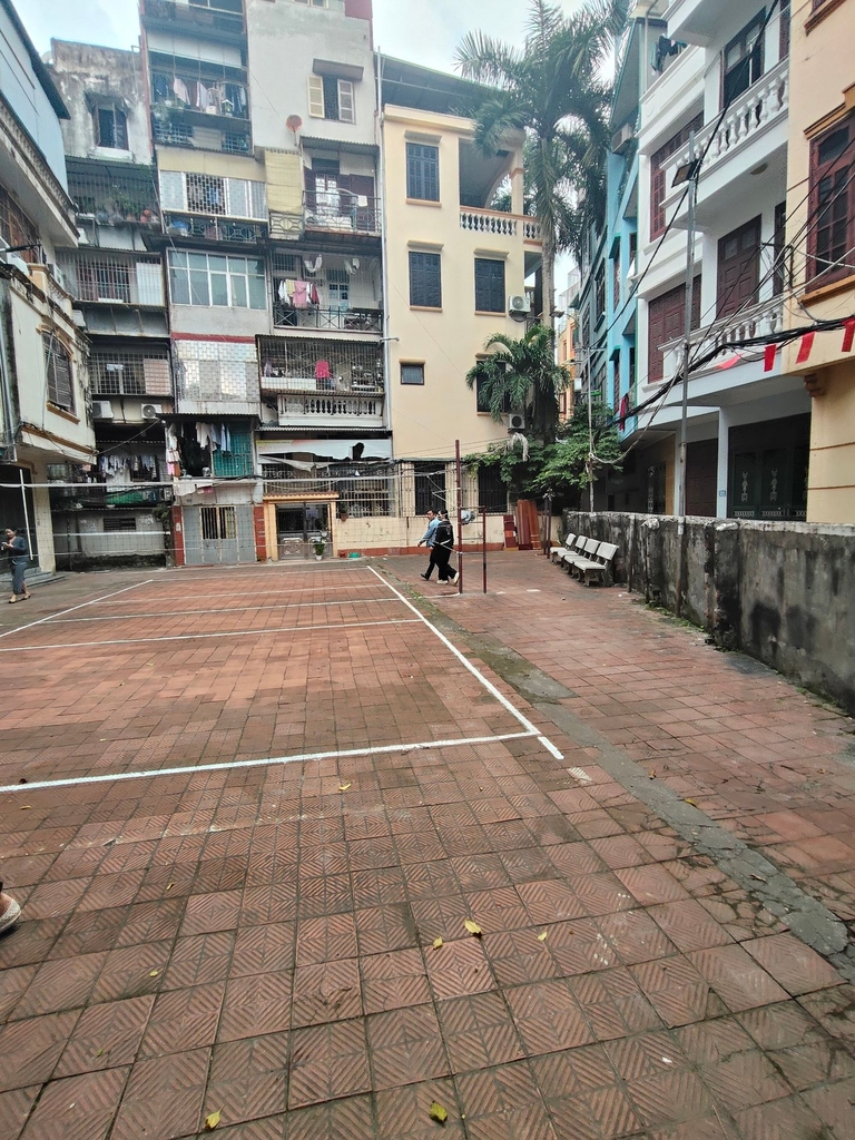 TẬP THỂ TẦNG 1 NHÀ MÁY IN TIỀN - PHƯỜNG CỔ NHUẾ 1 - HAI MẶT NGÕ - DIỆN TÍCH SỬ DỤNG 130M² - 7.25 TỶ