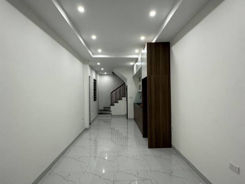 Nhà 5 Tầng Mới Đẹp 35m² Hà Trì, Hà Đông – Ngõ Sạch Đẹp – Gần Chợ & Trường Học
