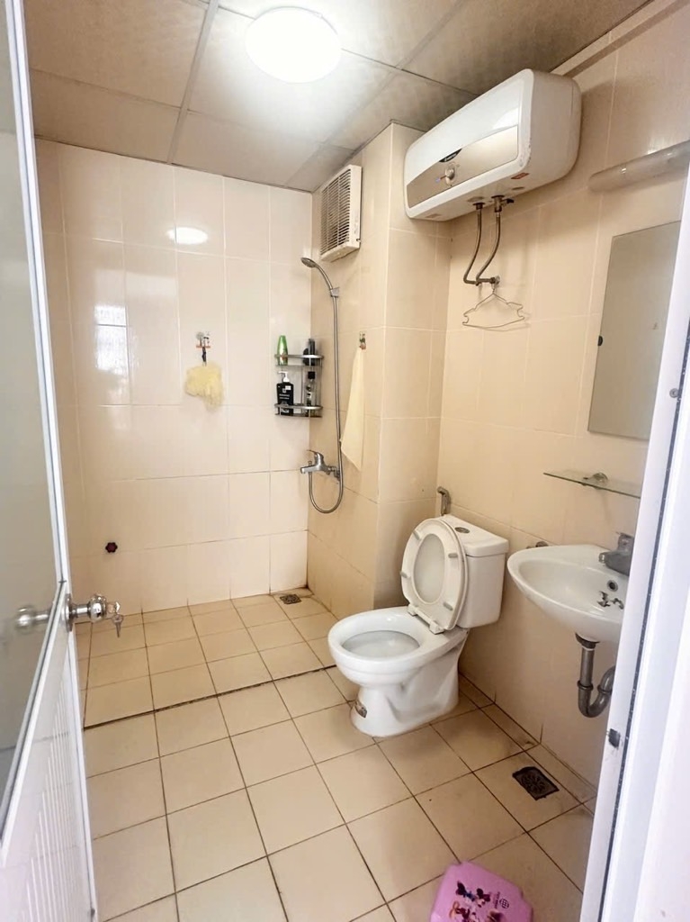 CĂN HỘ VỊ TRÍ ĐẸP - CHỦ TẶNG LẠI TOÀN BỘ NỘI THẤT - KHÁCH CHỈ XÁCH VALI VỀ Ở - TIỆN ÍCH NGẬP TRÀN