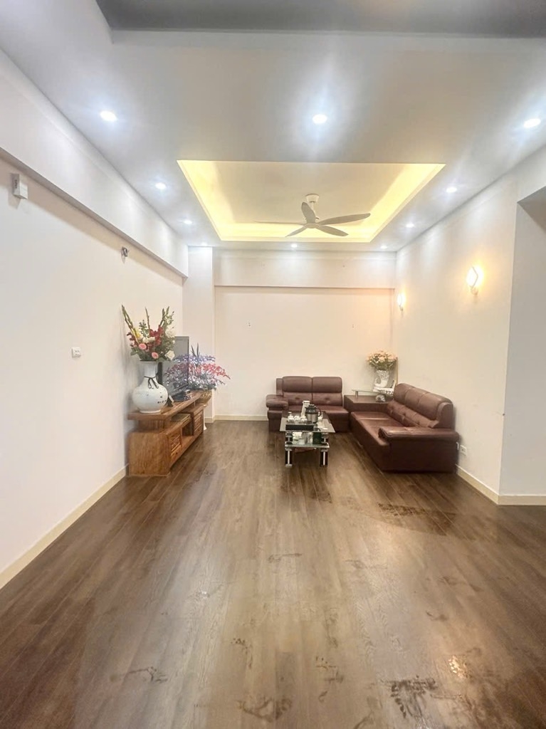 CĂN HỘ VỊ TRÍ ĐẸP - CHỦ TẶNG LẠI TOÀN BỘ NỘI THẤT - KHÁCH CHỈ XÁCH VALI VỀ Ở - TIỆN ÍCH NGẬP TRÀN